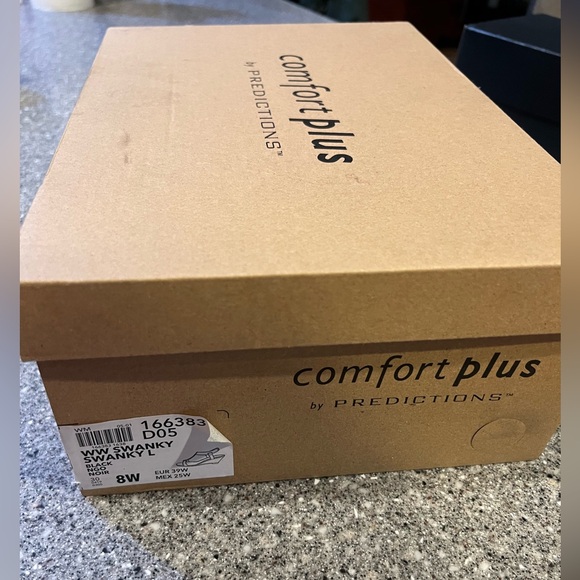 Comfort Plus by Predictions Women's Swanky Black White Embellished Wedge. 8W - Picture 10 of 11